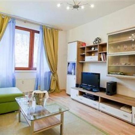 Apartment Smichov Praga Quarto foto