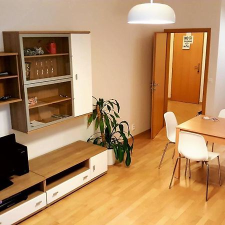 Apartment Smichov Praga Exterior foto